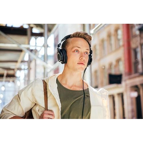 Audio-Technica ATH-M50x Professional Studio Monitor Headphones, Black