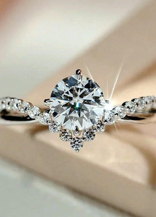 925 Sterling Silver Promise Ring Engagement Proposal Wedding Ring Fashion Four Claw Crown V Ring Princess Imitation Moissanite Ring Cocktail Ring Round Cut Cubic Zirconia Wedding Promise Ring(7)
