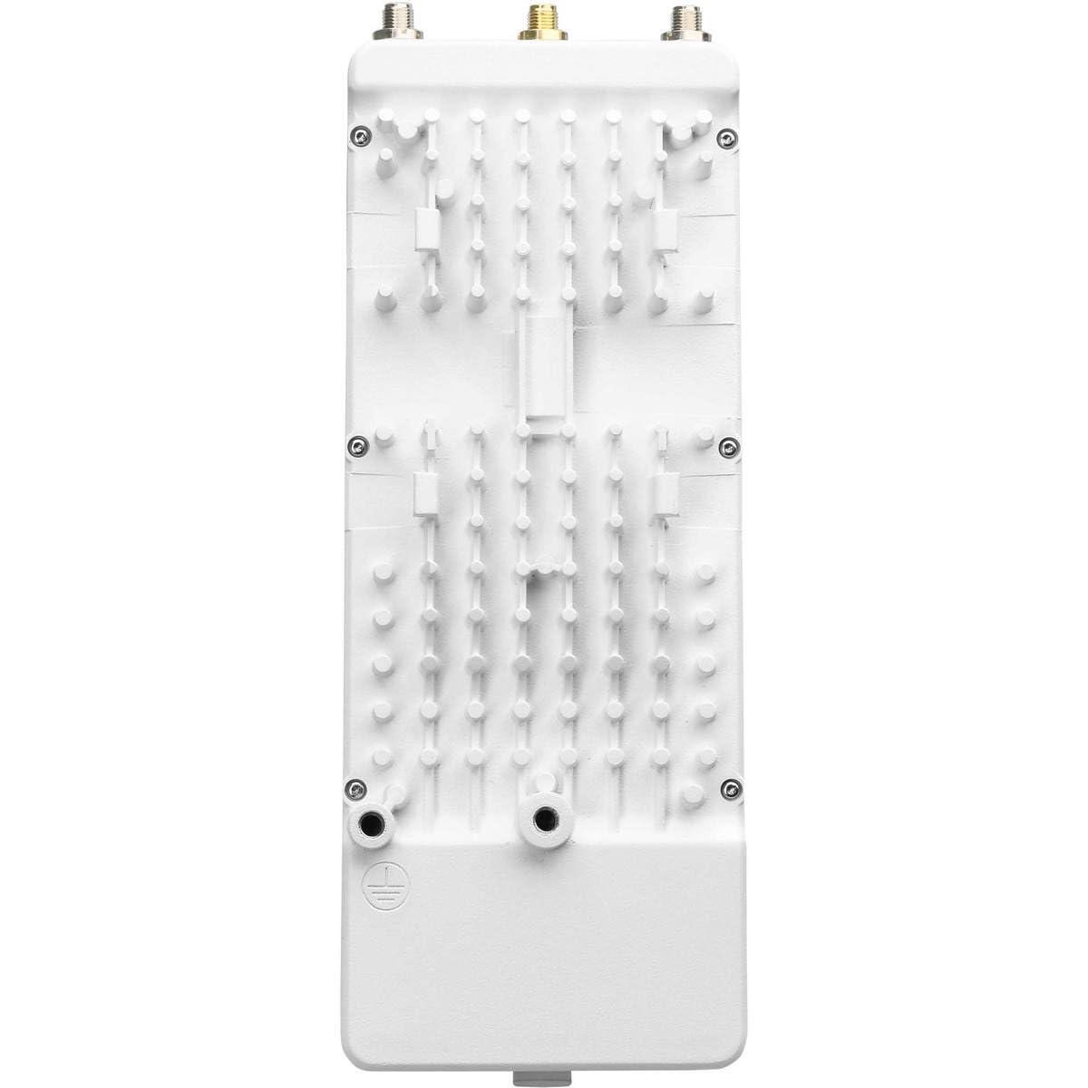 Ubiquiti Networks 5 GHz Carrier Radio with LTU Technology