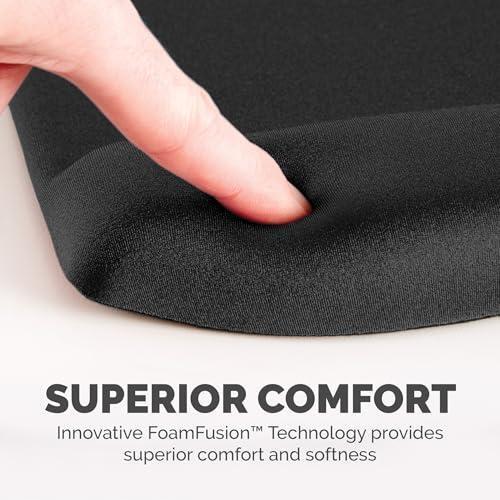 Fellowes® PlushTouch™ Mouse Pad With Wrist Rest, Black