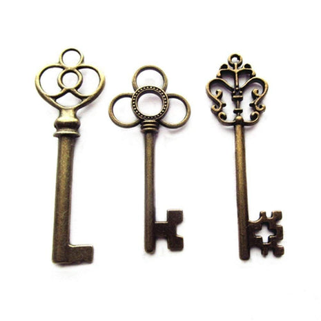 Aokbean Mixed Set of 30 Large Skeleton Keys in Antique Bronze - Set of 30 Keys