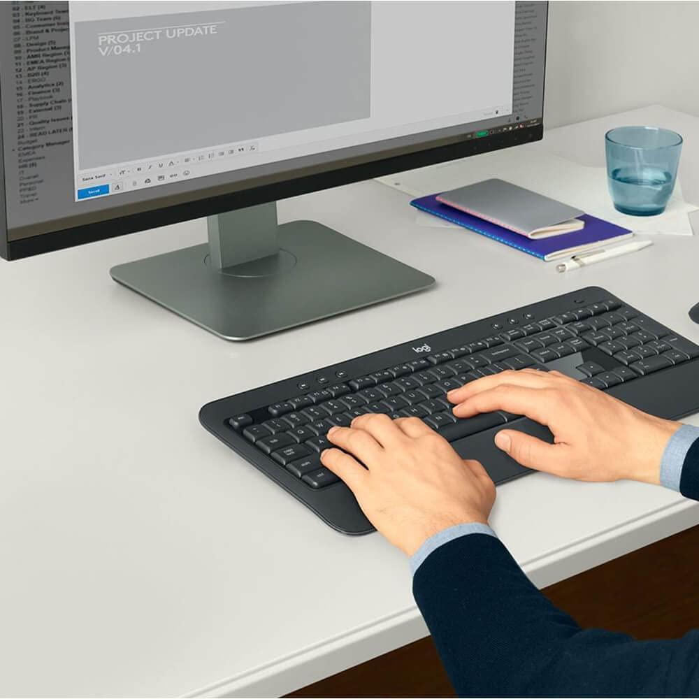 Logitech MK540 Wireless Keyboard Mouse Combo