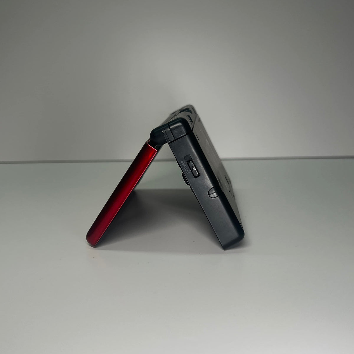 Nintendo DS LITE Red & Black（USED） (Renewed)