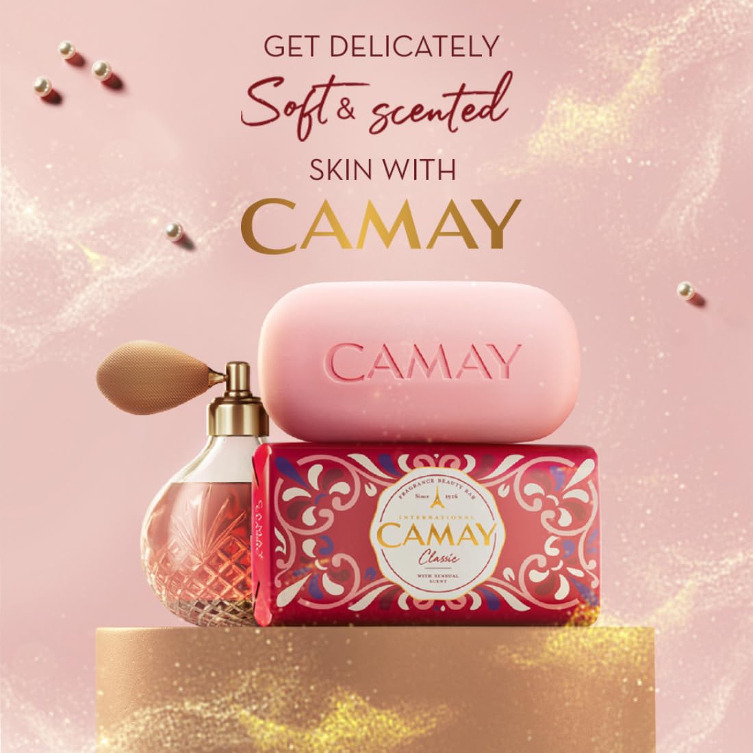 Camay Classic Carnations & Roses Beauty Soap with Indulging French Fragrance, Moisturizing Bathing Body Soap with Nature's Scent & Creamy Lather for Daily Skincare, 125g (Pack of 4)