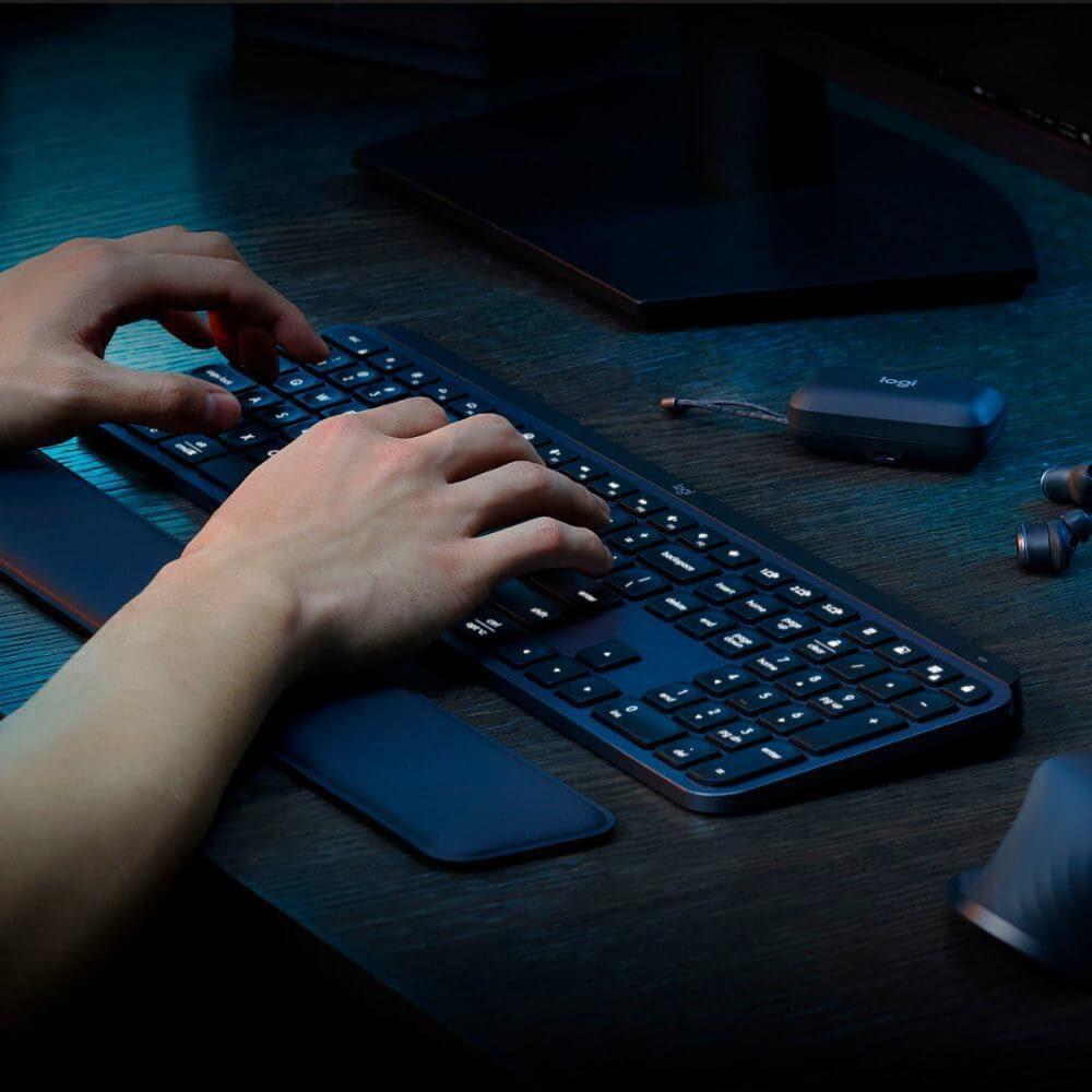 Logitech MX Keys S Combo - Performance Wireless Keyboard and Mouse with Palm Rest