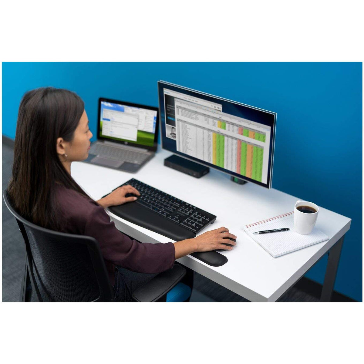 Kensington ErgoSoft Wrist Rest for Standard Mouse, Black (K52802WW), 2.9 x 0.7 x 6 inches