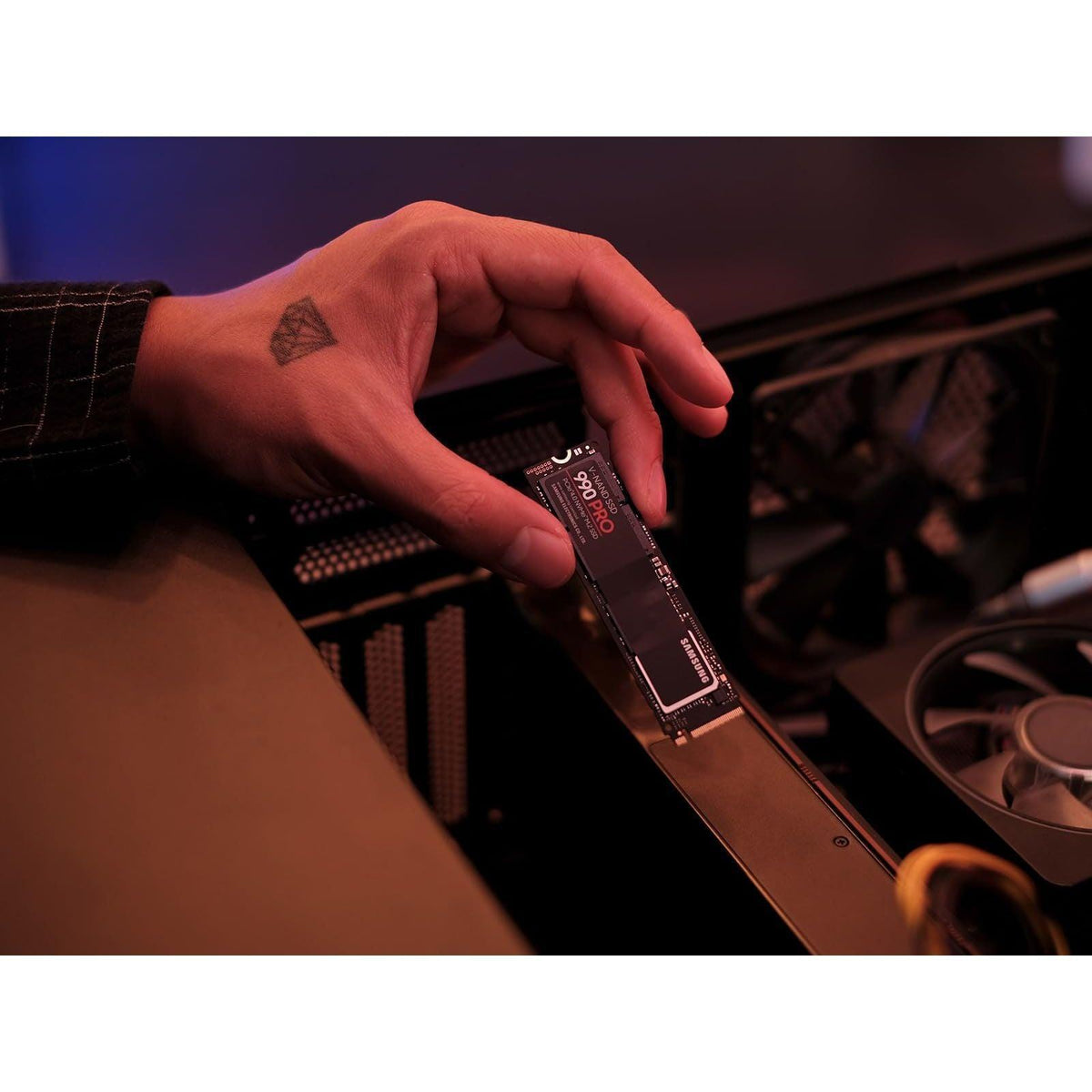 Samsung 990 PRO SSD NVMe M.2 PCIe Gen4, M.2 2280 Internal Solid State Hard Drive, Seq. Read Speeds Up to 7,450 MB/s for High End Computing, Gaming, and Heavy Duty Workstations, MZ-V9P2T0B/AM