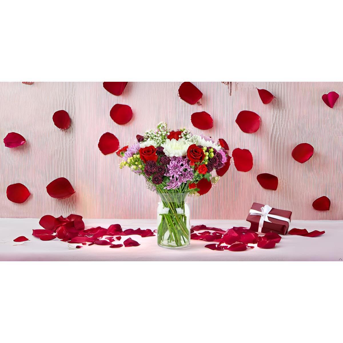 Benchmark Bouquets - Timeless Romance (Glass Vase Included) - Fresh Flowers for Delivery - Gift for Graduation, Birthday, Anniversary, Sympathy, Get Well, Congratulations