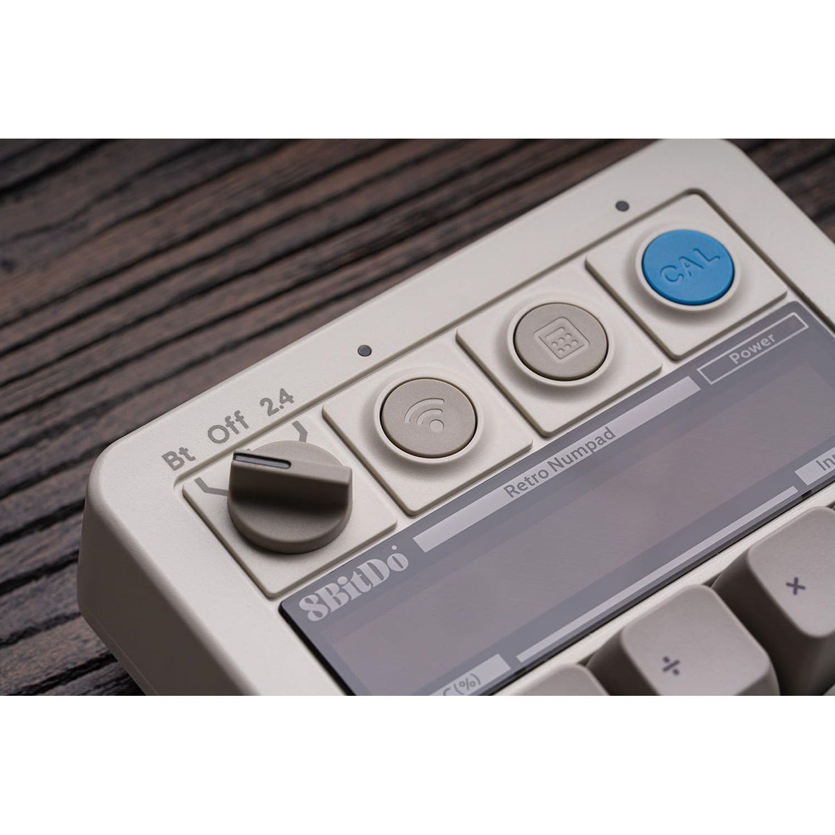 8BitDo Retro 18 Mechanical Numpad, Supports Calculator Mode, Bluetooth/2.4G/Wired Numpad for Windows and Android - M Edition