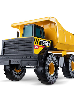 Tonka Steel Classics Mighty Dump Truck - Made with Steel & Sturdy Plastic, Yellow Toy Construction Truck, Boys and Girls, Kids, Toddlers, Ages 3+