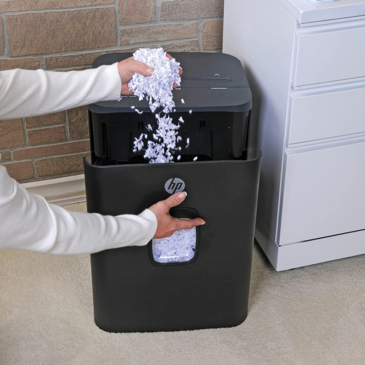 HP - Paper Shredder Micro Cut, 16-Sheet Manual Feed, Shreds Credit Cards & Staples, Heavy Duty Paper Shredder for Home Use with 7.4 Gallon Basket
