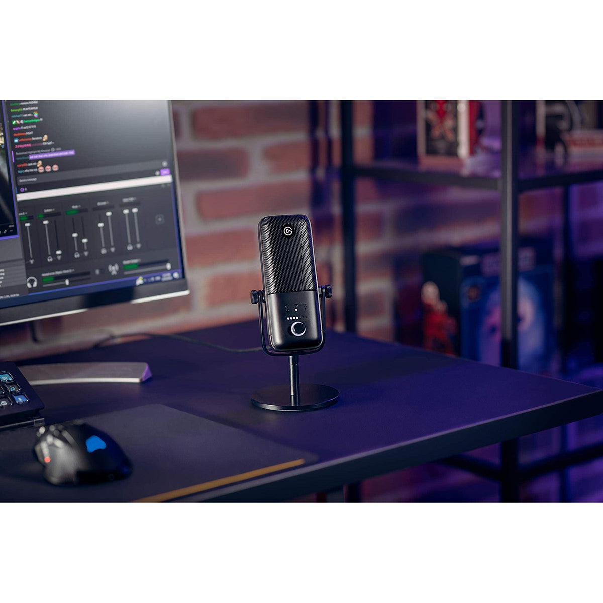 Elgato Wave:3 - Premium Studio Quality USB Condenser Microphone for Streaming, Podcast, Gaming and Home Office, Free Mixer Software, Sound Effect Plugins, Anti-Distortion, Plug ’n Play, for Mac, PC