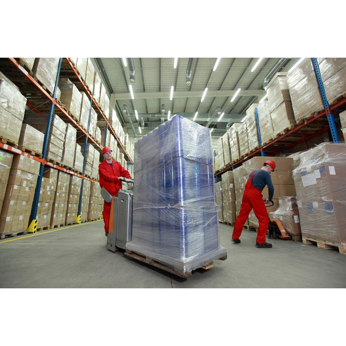 International Plastics Co. 18" Stretch Film/Wrap 1500 feet 7 Layers 80 Gauge Industrial Strength up to 800% Stretch 20 Microns Clear Durable Adhering Packing Moving Heavy Duty Shrink Film Box of 4
