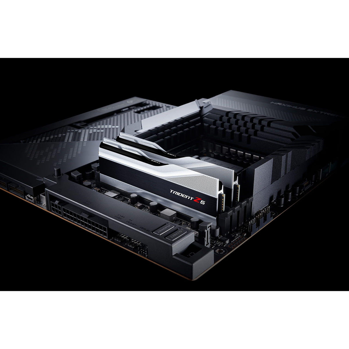 32GB G.Skill DDR5 Trident Z5 6400MHz CL32 1.40V Dual Channel Kit 2X 16GB Silver