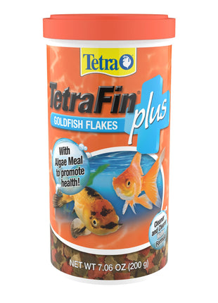TetraFin Plus Goldfish Flakes 7.06 Ounces, Balanced Diet, With Algae To Promote Health