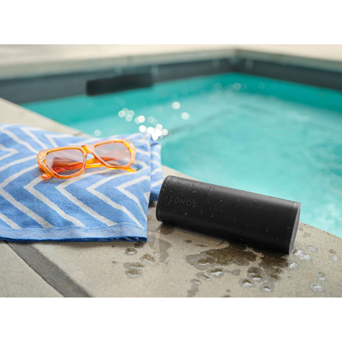 Roam 2 - Black - Portable Waterproof Bluetooth Speaker