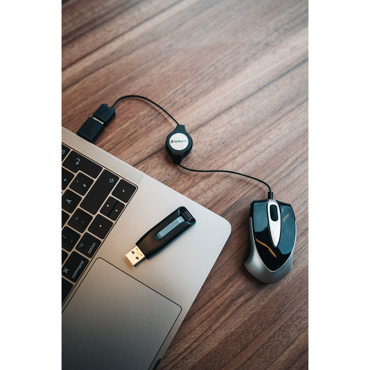 Verbatim 32GB Store 'n' Go V3 USB 3.0 Flash Drive - Gray