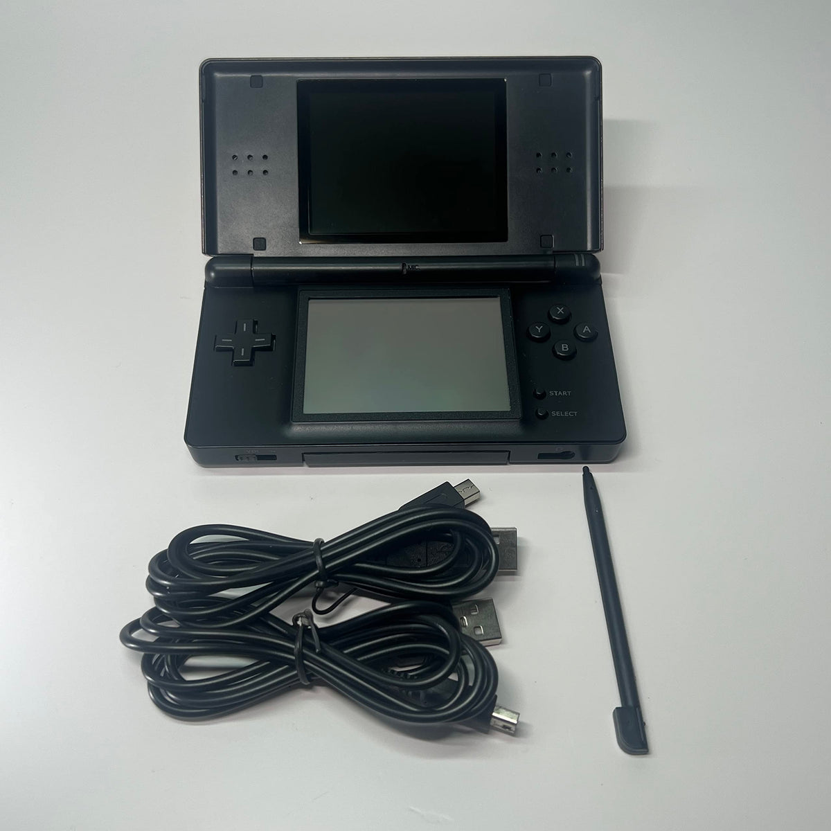 Nintendo DS LITE Red & Black（USED） (Renewed)
