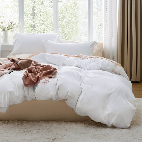 Bedsure White Duvet Cover Queen Size - 3 Pieces Prewashed Cotton-Like Polyester Extra Soft Bedding Set, Includes 1 Duvet Cover 90x90 Inches with Zipper Closure & 2 Pillow Shams, Comforter Not Included