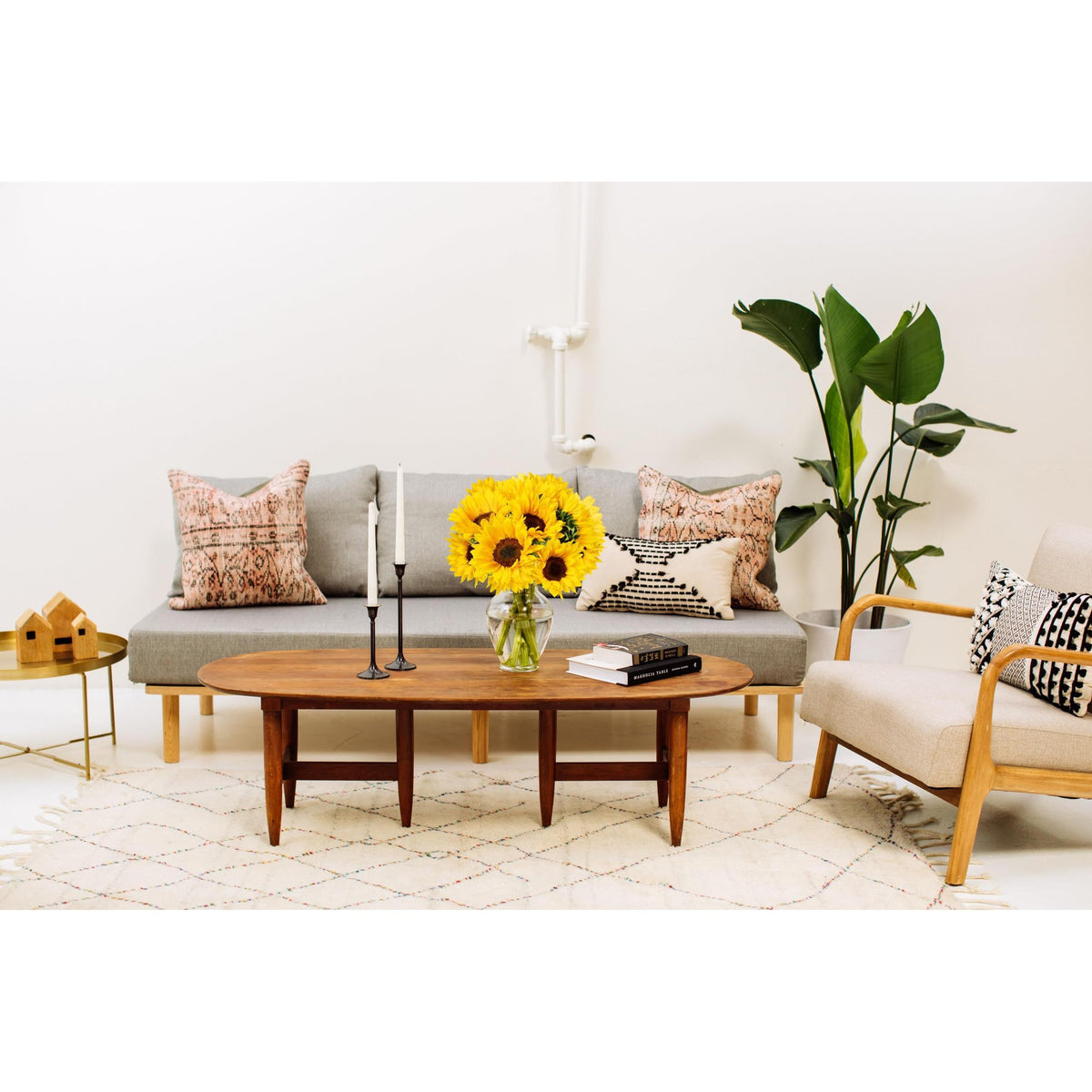 Benchmark Bouquets - 10 Stem Sunflowers (Glass Vase Included) - Fresh Flowers for Delivery - Gift for Graduation, Birthday, Anniversary, Sympathy, Get Well, Congratulations