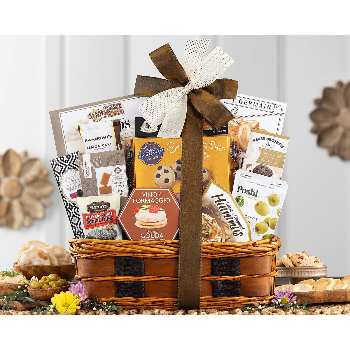 Wine Country Gift Baskets The Bon Appetit Gourmet Gift Basket Gift for Families College Students Appreciation Thank You Congratulations Get Well Soon Care Package