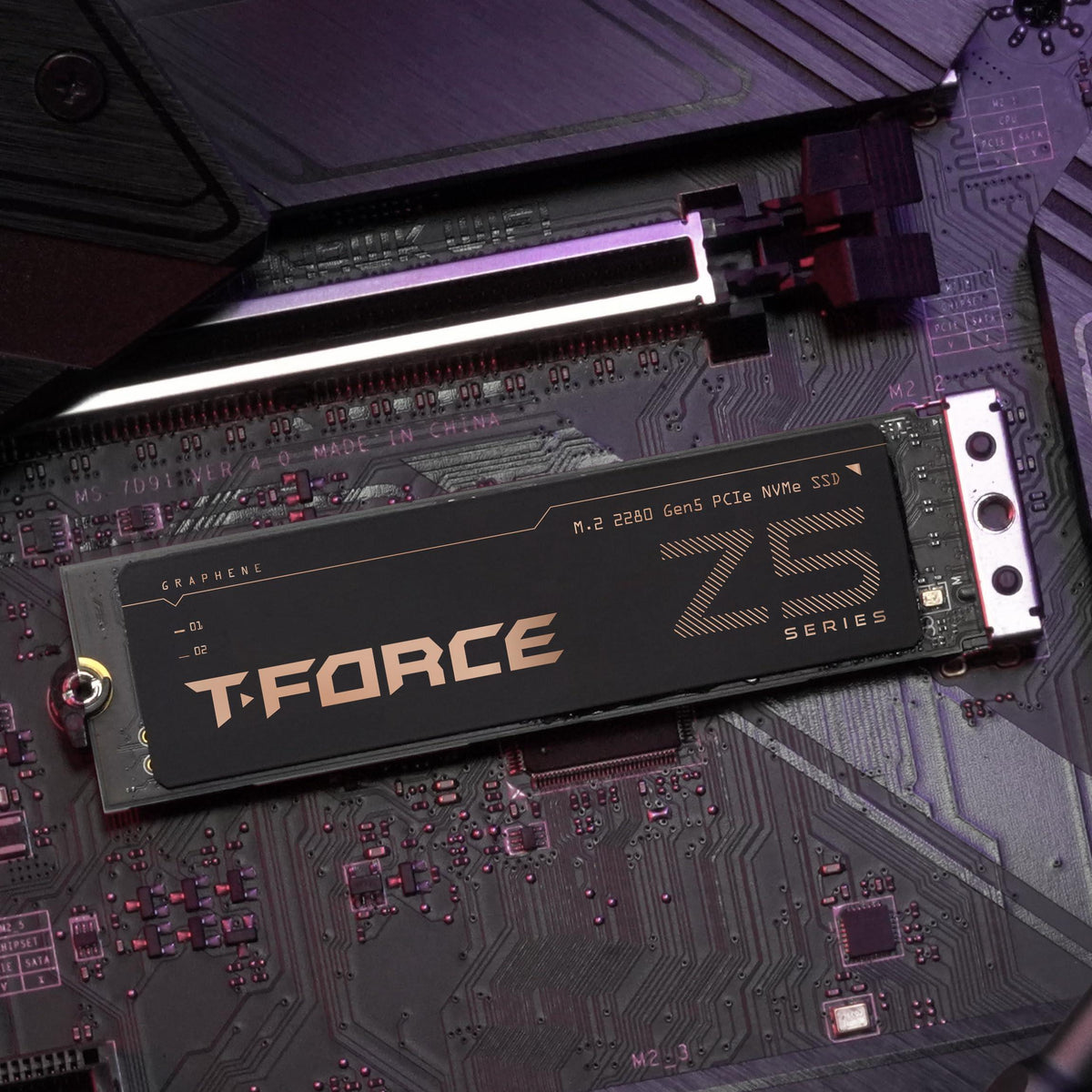 TEAMGROUP T-Force Z540 4TB Gen5x4 DRAM SLC Cache 3D TLC NAND NVMe Phison E26 PCIe M.2 2280 Gaming SSD with Ultra-Thin Graphene Heat Spreader Read/Write 12400/11800 MB/s TM8FF1004T0C129