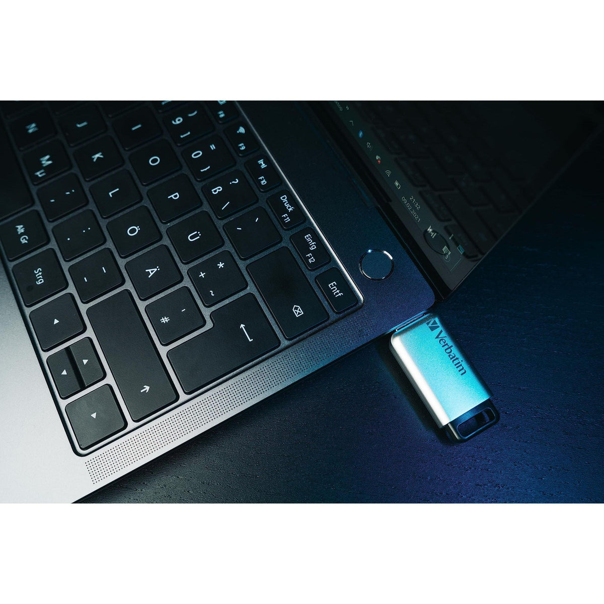 Verbatim 16GB Store'n' Go Secure Pro USB 3.0 Flash Drive with AES 256 Hardware Encryption - Silver
