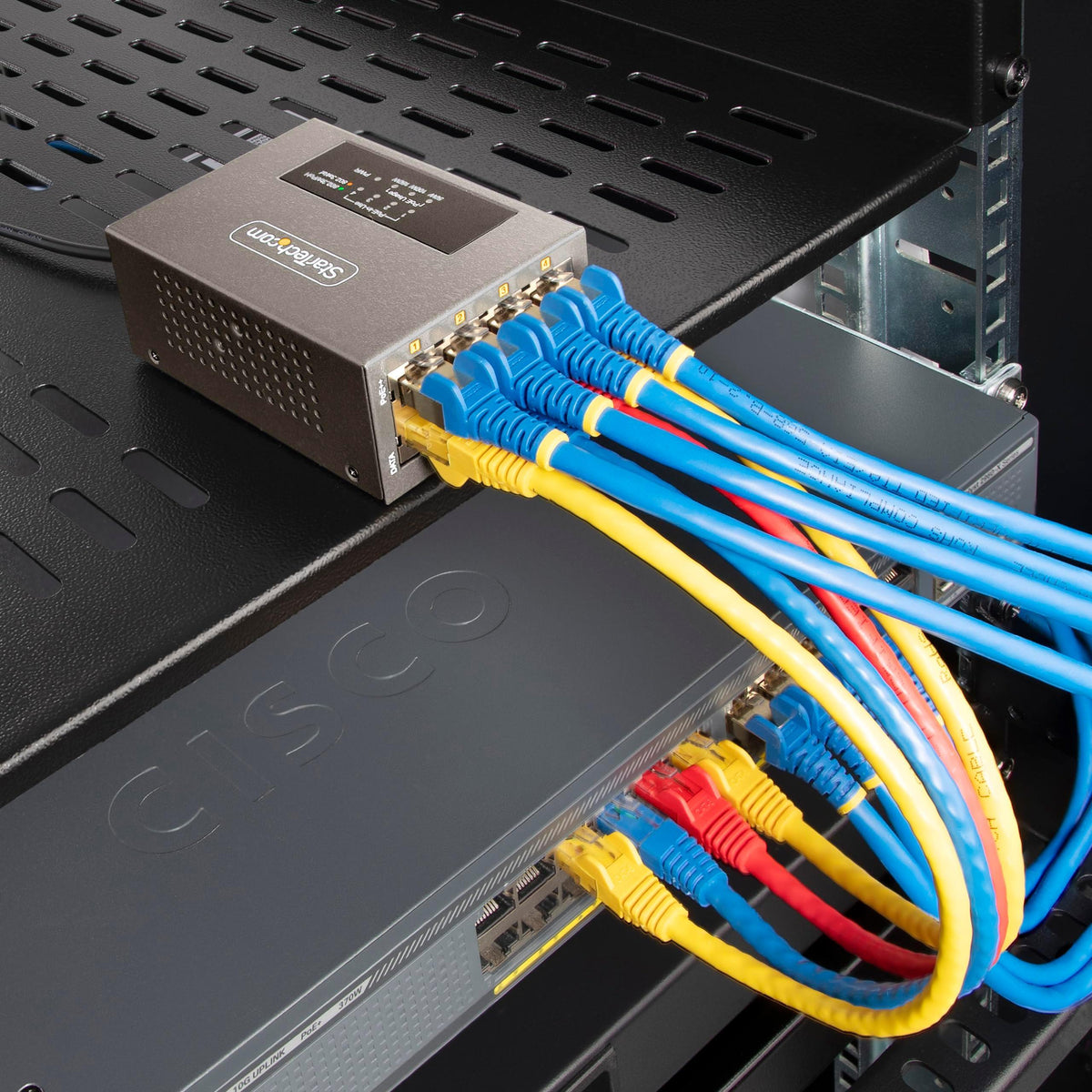 StarTech.com 4-Port Multi-Gigabit PoE++ Injector, 5/2.5/1G Ethernet (NBASE-T), PoE/PoE+/PoE++, Wall/DIN Rail Mountable, TAA