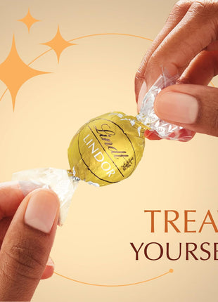 Lindt LINDOR White Chocolate Candy Truffles, Smooth Melting Truffle Center, Bulk Candy Individually Wrapped, 60 Ct