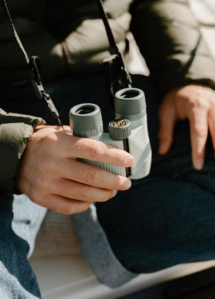 Nocs Provisions Standard Issue 10x25 Binoculars, Waterproof, Bird Watching | 10X Magnification, Bak4 Prism, Wide View Multi-Coated Lenses, Hiking & Backpacking, Adults & kids