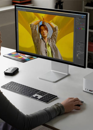 2023 Apple Mac Studio with M2 Max 12-Core / 30-Core, (3.7-inch, 32GB, 512GB SSD) (Renewed Premium)