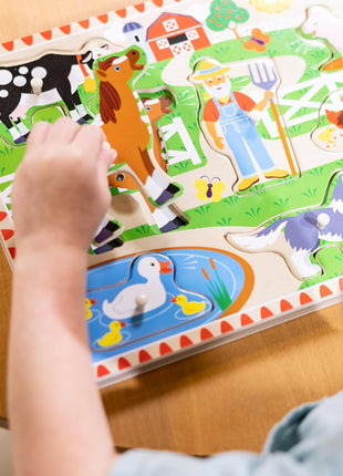 Melissa & Doug Old MacDonald's Farm Song Puzzle – 8-Piece Wooden Peg Puzzle with Light-Activated Sounds, Music Learning Toy for Toddlers and Preschoolers Ages 2+