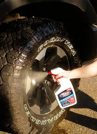 Black Magic 800002224 Bleche-Wite Tire Cleaner Trigger Spray - 32 oz.