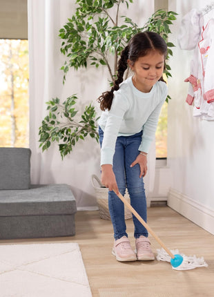 Melissa & Doug Dust Sweep Mop, 6-Pc. Toddler Cleaning Set with Kids Broom & Accessories, Preschool Learning Activities & Kids Toys for Girls & Boys 3+