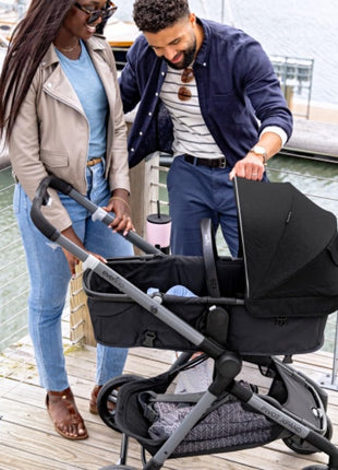 Evenflo Pivot Xpand Modular Travel System with LiteMax Infant Car Seat (Ayrshire Black)