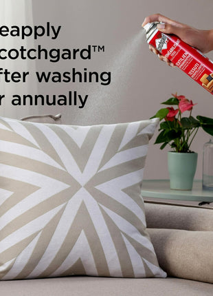 Scotchgard Fabric Water Shield, 13.5 Ounces, Repels Water, Ideal for Couches, Pillows, Furniture, Shoes and More, Long Lasting Protection