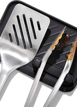 OXO Good Grips Grilling Tools, Tongs and Turner Set, Black