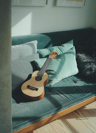 Yamaha GL1 Guitalele, Natural, Baritone