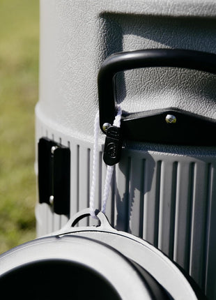 Igloo Sports Cooler | Insulated Beverage Dispenser with Spout |Portable Handwashing Station