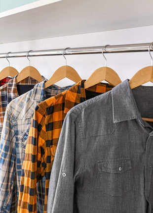 Utopia Home Premium Wooden Hangers 30 Pack - Durable & Slim Coat Hanger - Suit Hanger with 360-Degree Rotatable Hook - Wood Hangers with Shoulder Grooves (Natural Color)