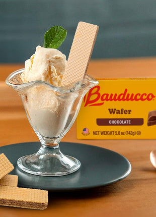 Bauducco Chocolate Wafers - Crispy Wafer Cookies With 3 Delicious, Indulgent, Decadent Layers of Chocolate Flavored Cream - Delicious Sweet Snack or Desert - 5.0 oz (Pack of 1)