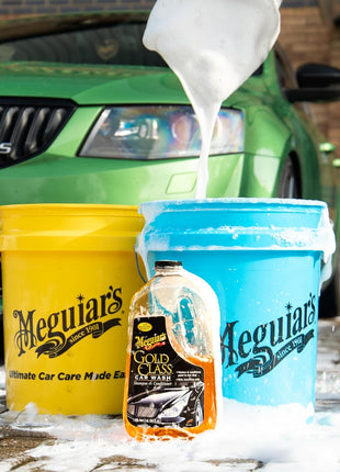 Meguiar's Gold Class Car Wash – Premium Foaming Auto Wash Soap, High Gloss Finish, Safe for Clear Coats, Deep Cleans without Removing Waxes, Car Detailing Supplies for Cars, Trucks & SUVs – 64 Oz