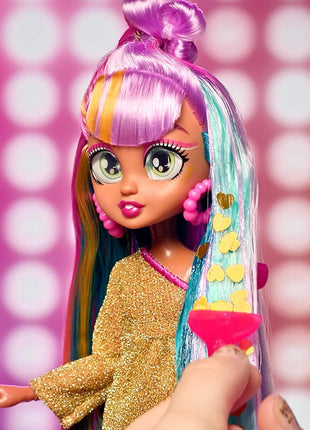 IMC Toys VIP Girls Hair Makeover Quinn Fashion Doll with 11 inch Colorful Long Styling Hair and 5 Accessories Fashion Toy, Girls and Boys Ages 5 and Up, 10 Inch Doll