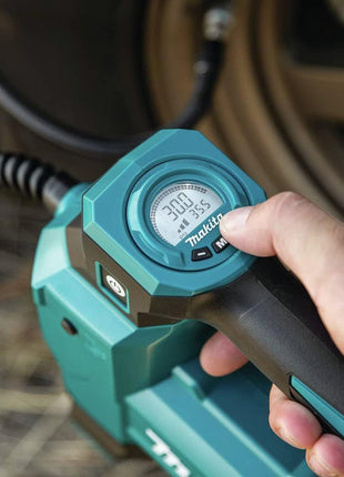 Makita DMP181ZX 18V LXT Lithium-Ion Cordless High-Pressure Inflator (Tool Only)