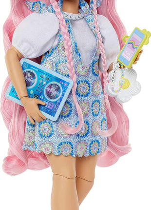 Barbie Dream Besties Daisy Jean Doll and Accessories | Fashion Doll with Removable Fashions & 9 DJ Themed Accessories, Ages 3+