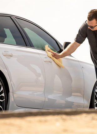 Meguiar's Ultimate Waterless Wash & Wax, Scratch-Free Cleaning Spray that Cleans and Protects Without Water, 2-in-1 Detailer for Shine, Cool Car Gifts for Men and Women, 26 Oz
