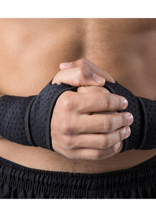 HiRui 2 Pack Wrist Compression Strap and Wrist Brace Sport Wrist Support for Fitness, Weightlifting, Tendonitis, Carpal Tunnel Arthritis, Pain Relief-Wear Anywhere-Adjustable (Black)