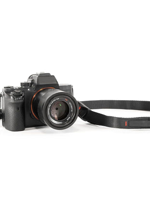 Peak Design Leash Camera Strap - Configurable as a Sling, Neck, Shoulder Strap or Safety Tether, Adjustable, Compact