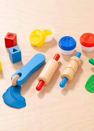 Melissa & Doug Shape, Model, and Mold Clay Activity Set - 4 Tubs of Modeling Dough and Tools