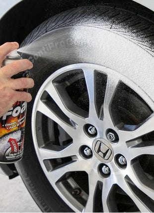 Meguiar's Hot Shine Tire Foam, High Gloss Tire Shine That Cleans, Shines, and Protects in One Step, Deep, Black Shine with Conditioners and UV Protection, Best Gifts for Car Lovers, 19 Oz Aerosol